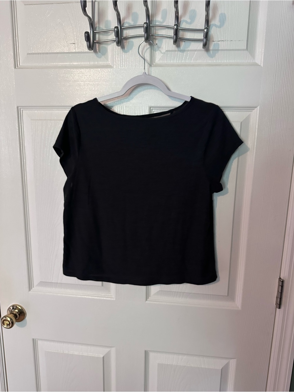 Old Navy Black Short Sleeve Scoop Neck Tee